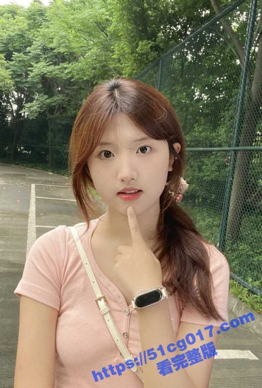 投稿新交女友 清新纯欲大一学妹 无套抽插无毛白虎粉穴 看着都紧 但是两分钟也太短了吧！-51吃瓜网