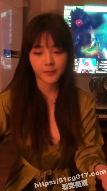 极品身材少女 和男友分手后 竟然被曝光私密视频 看这身材和颜值 也难怪前男友放不下呢-51吃瓜网