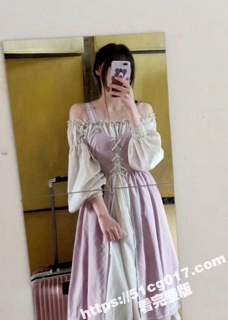 天津清纯小学妹被曝出给金主爸爸的私拍 极品嫩妹怼镜自慰 透过镜头诠释清纯与淫荡的炸裂反差! - 51吃瓜网-51吃瓜网