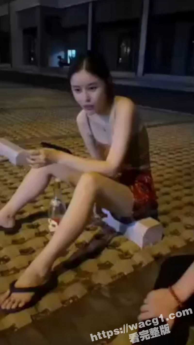 美女被自己男朋友打了 还和自己最好的闺蜜睡了 觉得可以理解 真是个好女孩啊 羡慕她男朋友 - 51吃瓜网-51吃瓜网