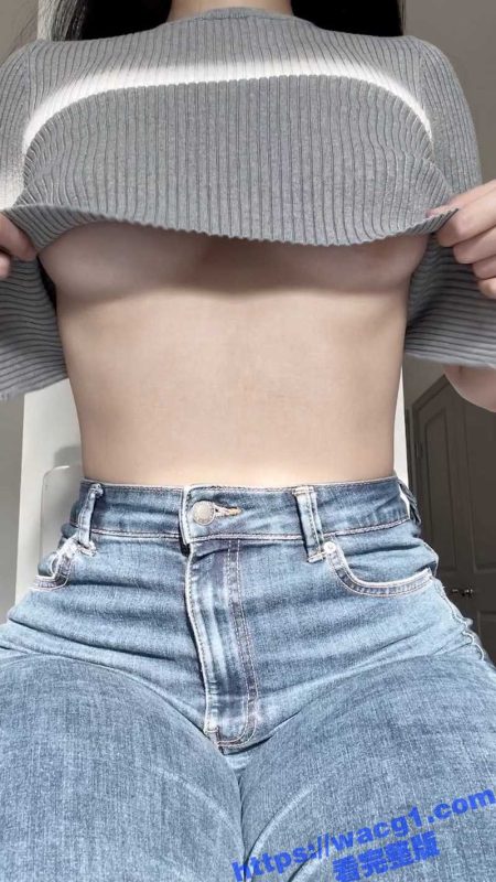 onlyfans超人气颜值up主极品美女 三只小猪 私拍合集 大尺度私拍三点全露 被男友各种抽插-51吃瓜网