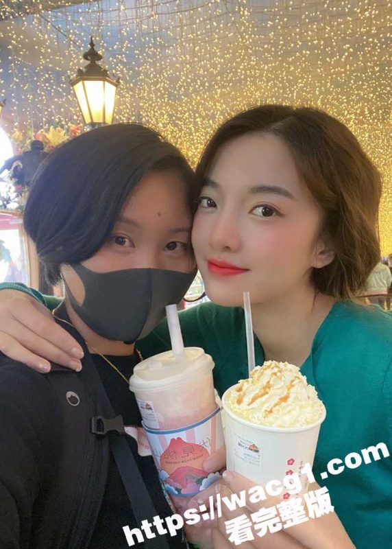 天津美术学院大二长腿校花 程玥雯  被金主包养SM调教 肛交后入群交 小仙女成功被驯化成校园公交车-51吃瓜网