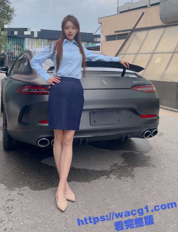 北京奔驰4S店女销售单思思 25岁的长腿骚货 勾引单位所有男同事 为了业绩被客户爆操-51吃瓜网