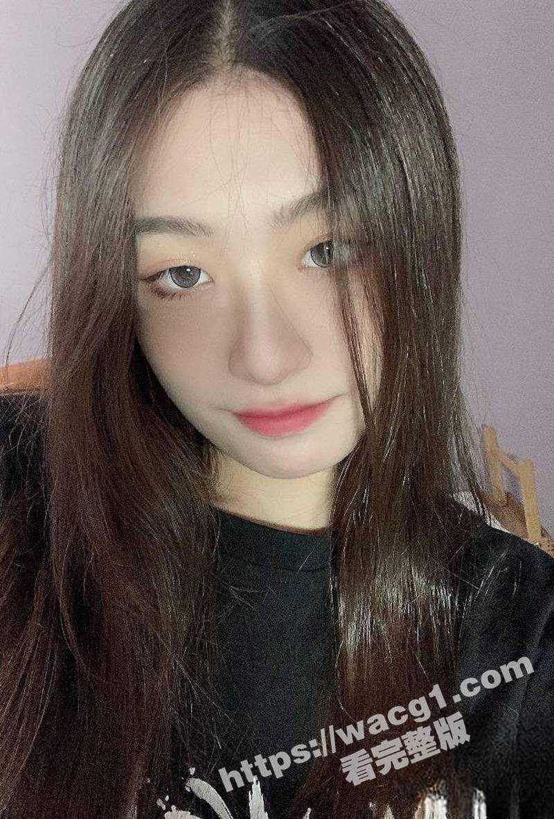 湖北武汉幼儿园老师高素萍 人前端庄幼师 人后反差母狗 宿舍露脸自慰视频流出! - 51吃瓜网-51吃瓜网