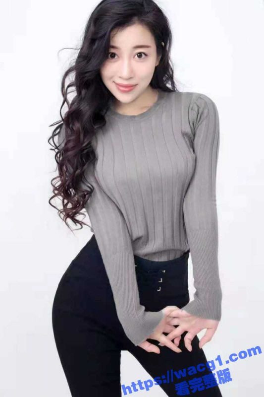 演员张译丹不雅视频流出 得罪导演被穿小鞋 无奈只好晚上到导演房间 化身母狗跪舔导演肉棒赔罪！-51吃瓜网