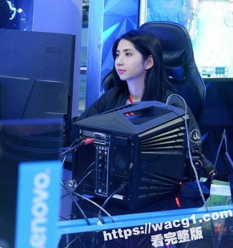 泰国超美电竞女神 诺科基普奇伊莫 被金主定制自慰视频 大秀完美身材 扣穴皱眉淫叫不止-51吃瓜网