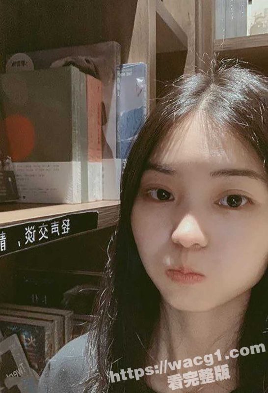 重庆反差良家少妇 郑嘉泺 和偷情炮友的性爱自拍被流出！各种姿势爆操她的骚穴 竟然还会玩肛交！-51吃瓜网