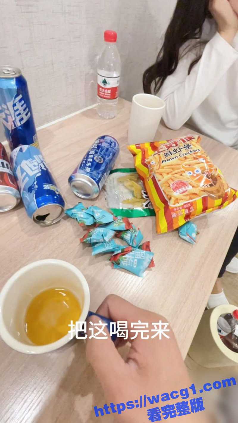 气质母狗房东少妇 像狗一样被我拴在酒店门口 尽情调教后入爆操 灌满精液骚穴才会满足 - 51吃瓜网-51吃瓜网