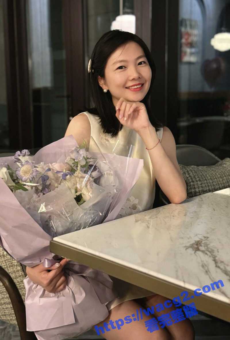 小区业主群约炮白领少妇 长腿高颜值少妇 各种情趣内衣做爱 要的就是偷情的感觉! - 51吃瓜网-51吃瓜网