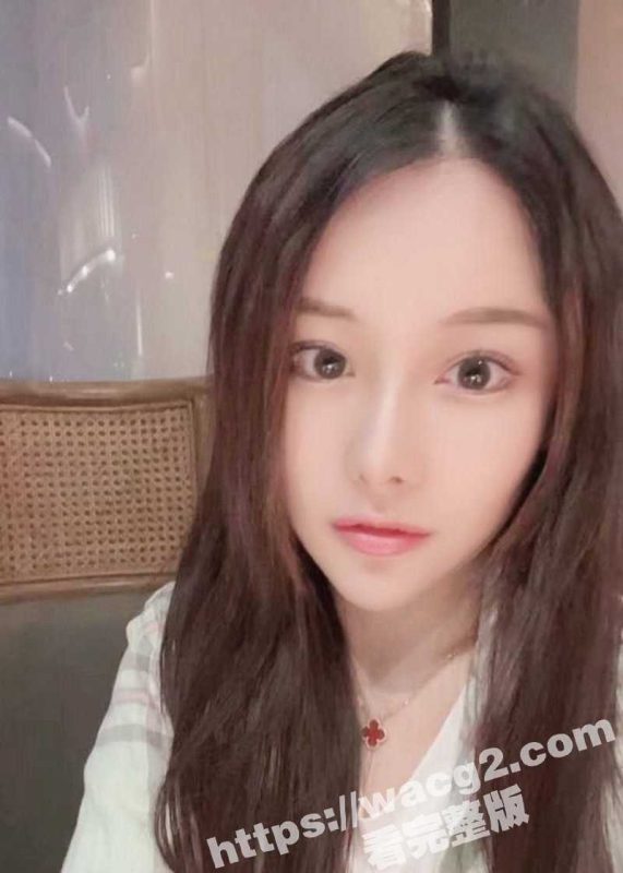 上海土豪 离休的哥布林 与高颜值巨乳前女友的极限户外露出 性爱私拍 女神身材真顶!-51吃瓜网