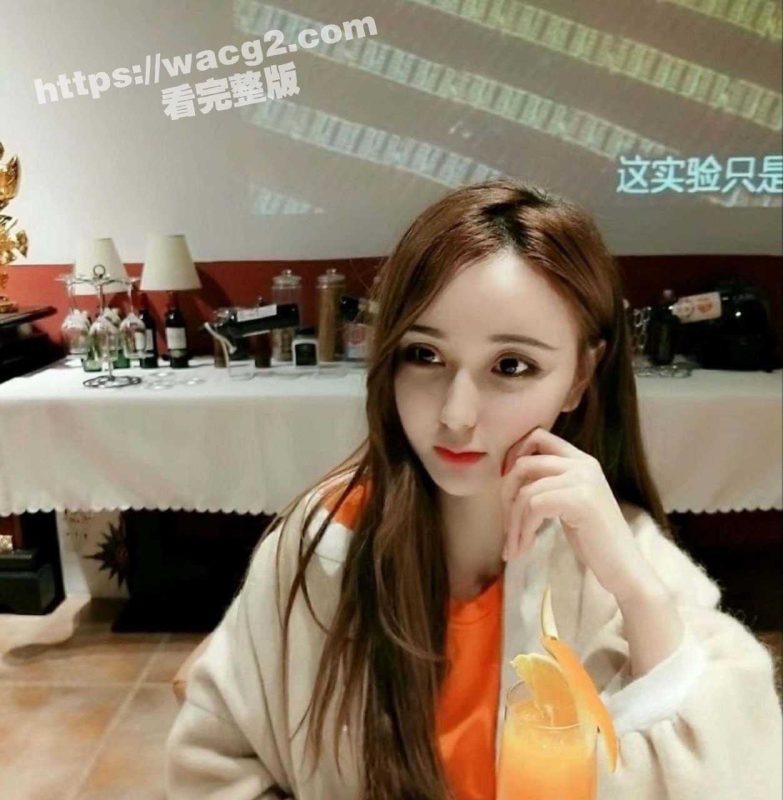 很有气质的大眼萌妹 给金主拍摄自慰视频并且相约到床上进行口爆 深入交流视频残遭泄密曝光！！-51吃瓜网