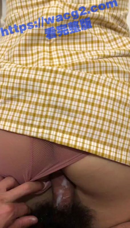 大鸡巴瓜友重金约炮气质旗袍美少妇 口活撸鸡巴技术一流 内裤不脱就操 扒个缝操的白浆直流 淫叫不断-51吃瓜网