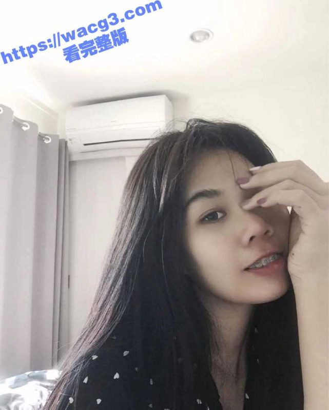 钢牙美女与异地男友视频做爱 你抠我打配合的天衣无缝 美女这个手法没10年练不出来-51吃瓜网