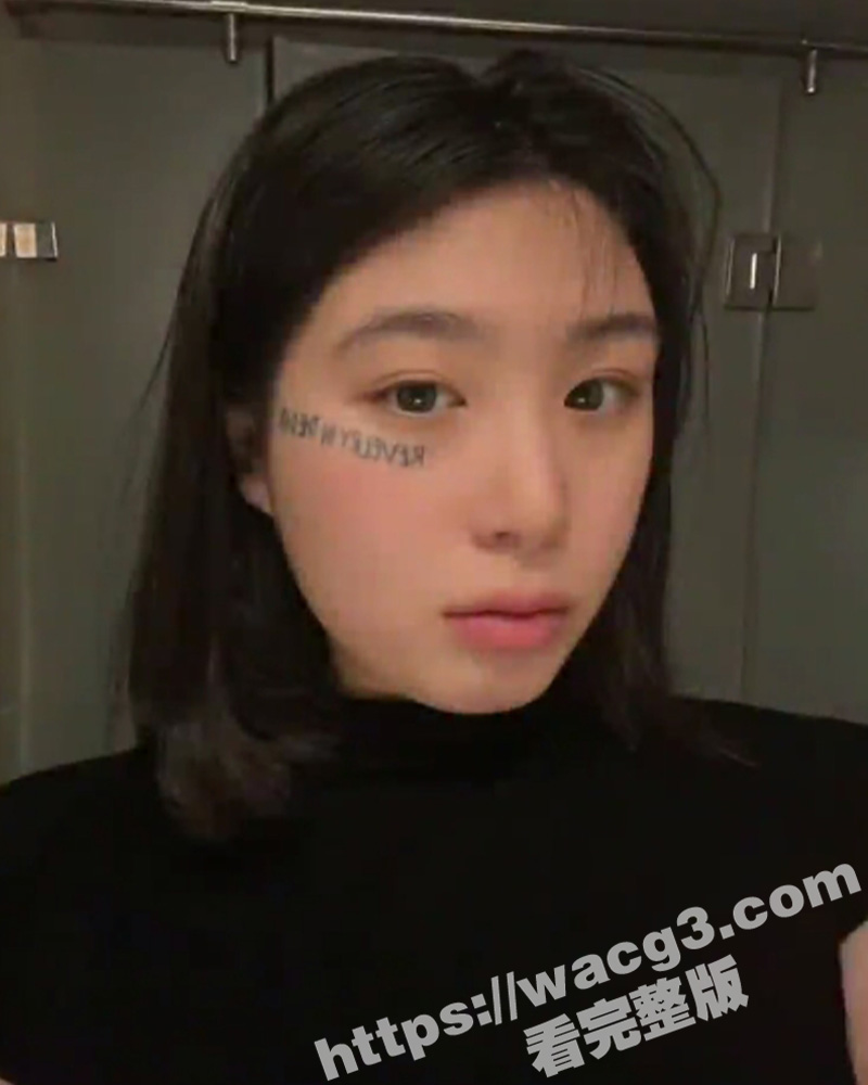 万人求购的山西母狗 晶崽 颜射深喉 暴力啪啪 还喜欢玩SM窒息 被掐脖扣喉把苦水都吐出来了 - 51吃瓜网-51吃瓜网