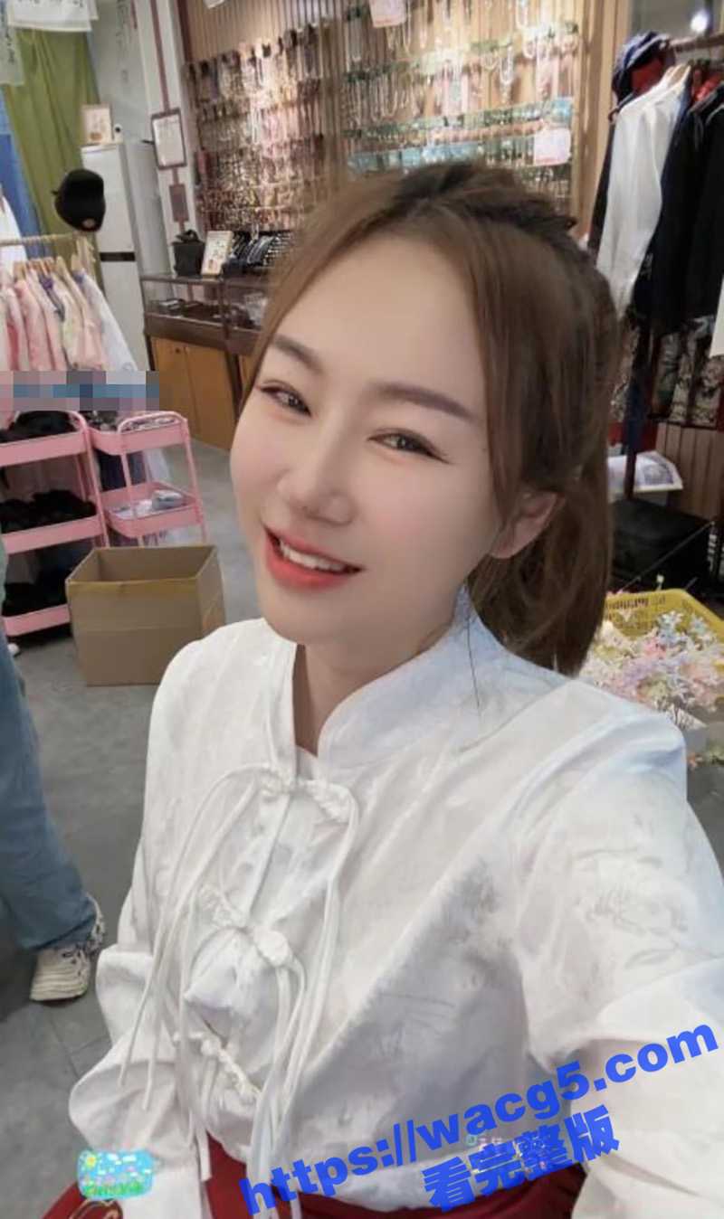 抖音认识的东北少妇 认识几天就奔现做爱 个子很高身材超棒 皮肤白嫩肥臀大奶 床上技术超强 - 51吃瓜网-51吃瓜网