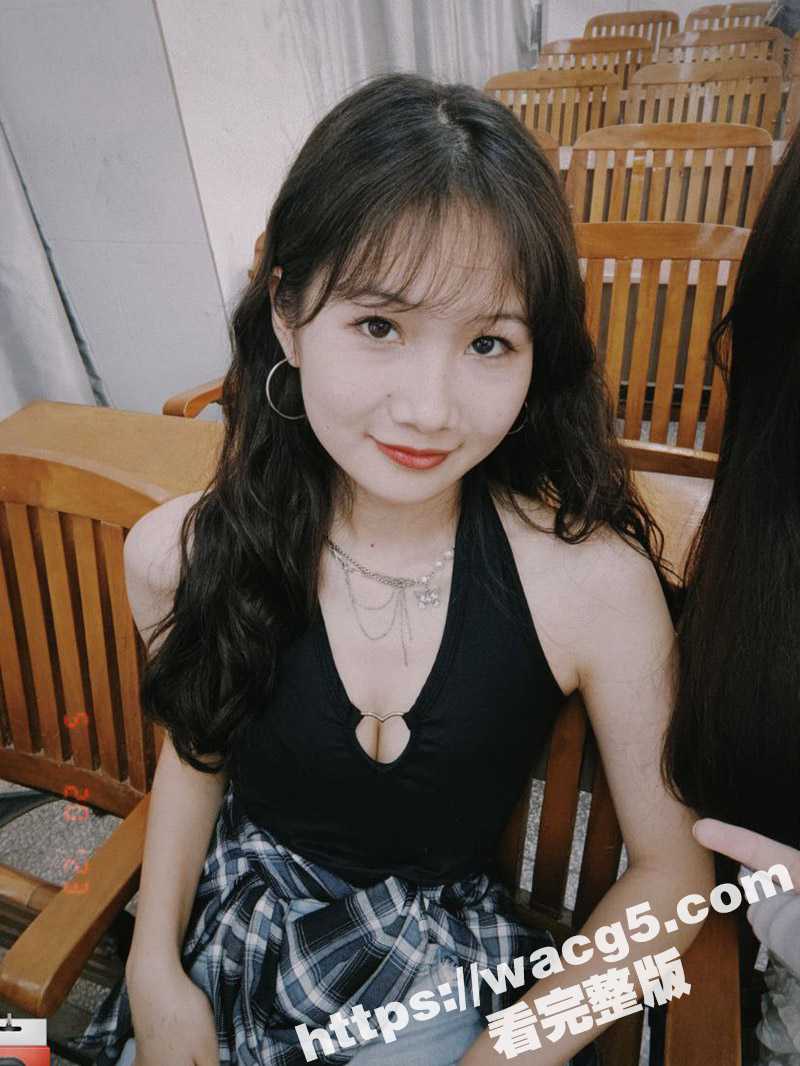 大屌男约啪成都极品少妇 逆天大长腿修长诱人 大哥居然只跟她玩足交 真是暴殄天物啊 - 51吃瓜网-51吃瓜网