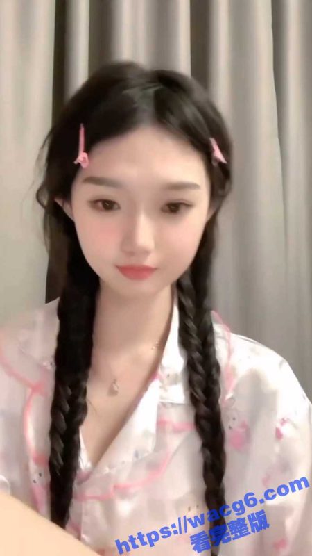 抖音性感小骚鸡露点合集 少妇少女学生妹 直播故意走光 性感美乳配小葡萄 看的真让人来电啊-51吃瓜网