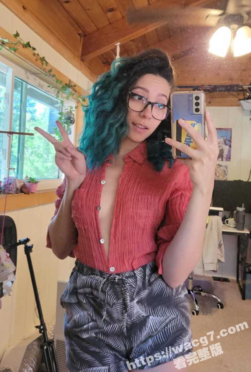 美国网红美女BobaBitch 学校全裸露出 教学楼内一丝不挂休闲漫步！ - 51吃瓜网-51吃瓜网