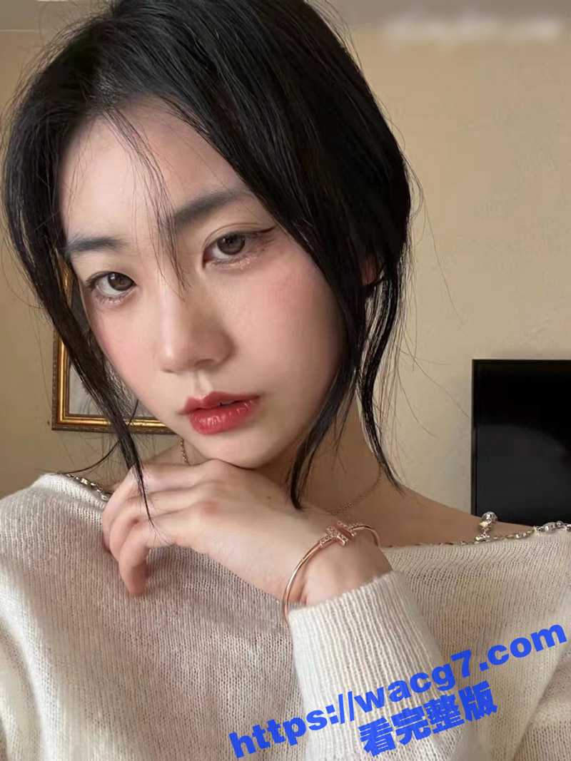 微博健身网红 Babycow 土豪大尺度露脸定制 全裸玩穴深喉口爱 不亏是健身博主 这身材的确很顶啊 - 51吃瓜网-51吃瓜网