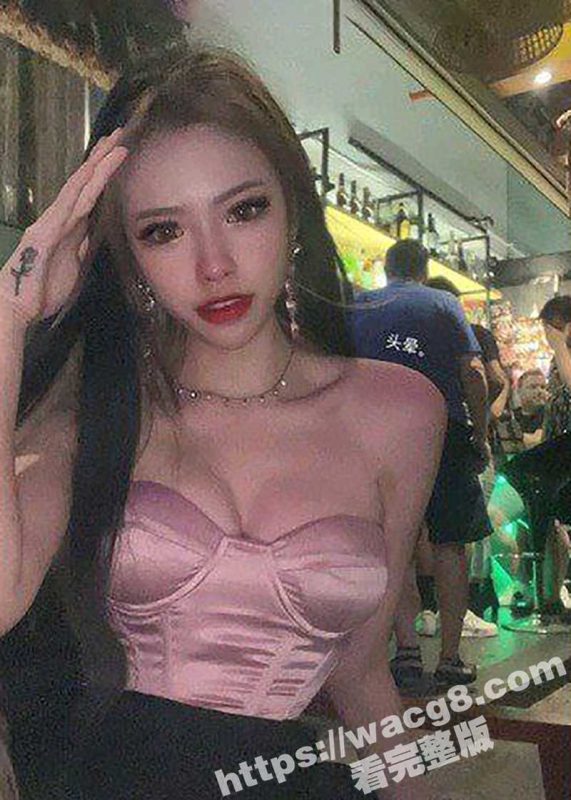 第一视角带你体验调教小母狗 按头深喉 然后让她自己扶着鸡巴女上位放进骚穴里！这种角度看着太刺激了！！-51吃瓜网