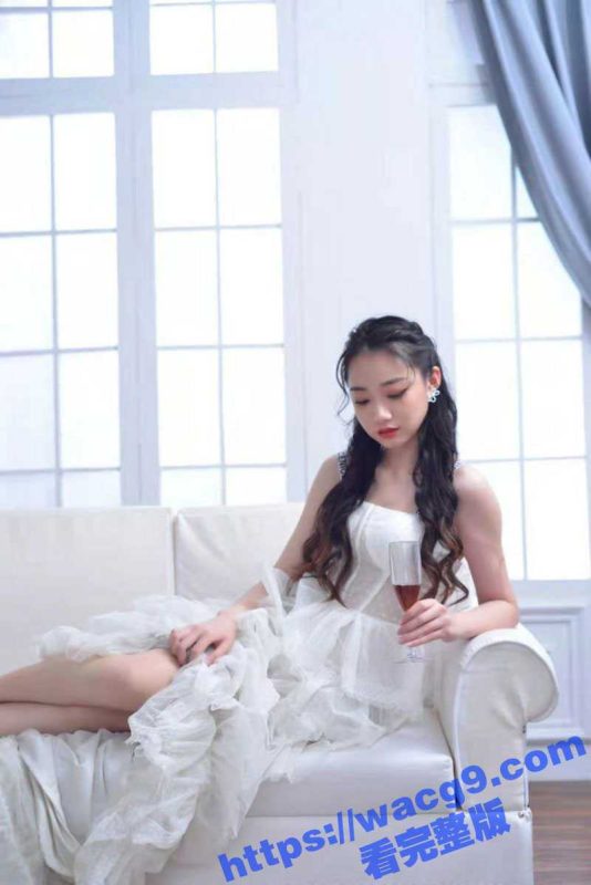 杭州西湖母狗陈莉 结婚前夜和瓜友来最后一场邂逅被曝光 逼毛真是性感可口啊 ！-51吃瓜网