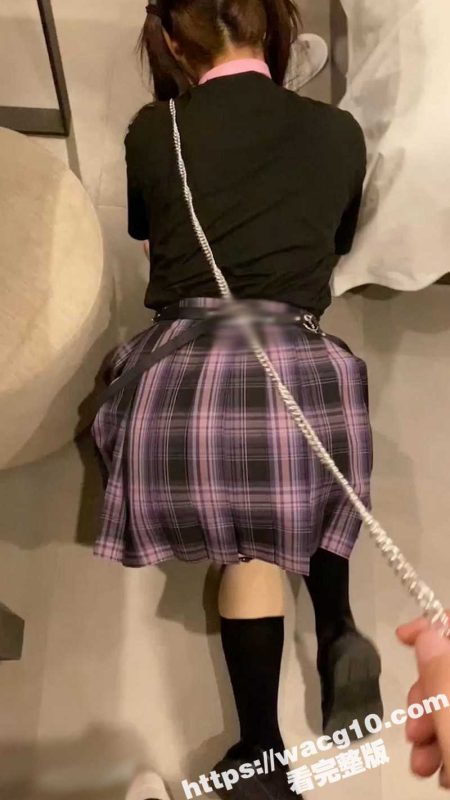 反差母狗系列清纯JK妹被金主爸爸调教跪地学狗爬 浓浓的精液专往母狗眼睛上射！-51吃瓜网