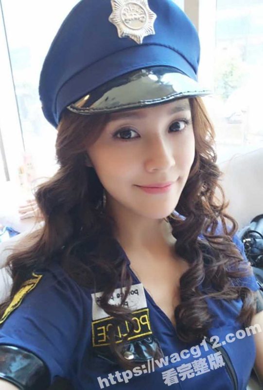 北京性感龙套演员刘淑妤酒店陪睡导演 激情床战视频外泄！火辣长腿成导演炮架 湿吻骑乘画面曝光！-51吃瓜网