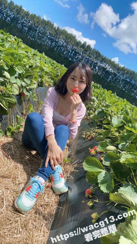 假期带小学妹采摘 晚上直接酒店爆操 颜值清纯可爱 身材纤细诱人 小穴还是无毛嫩穴呢-51吃瓜网