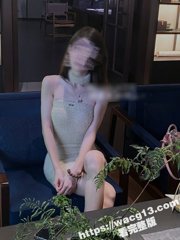 人形飞机杯小母狗 胡爸爸和胡五一 长腿翘臀身材极品 被爸爸带牵这 全裸户外露出-51吃瓜网