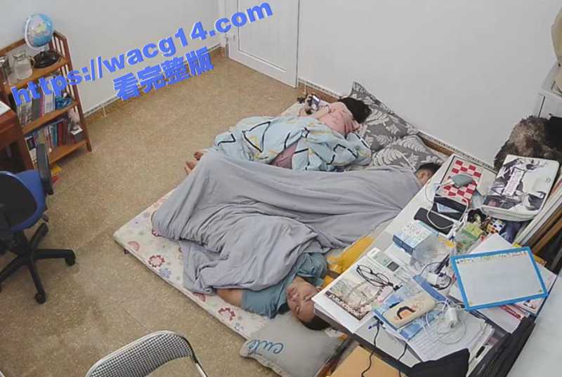 家庭摄像头偷拍良家夫妻 正午休息时老公兽性大发 3分钟草草了事 妻子甚至还没反应过来！ - 51吃瓜网-51吃瓜网