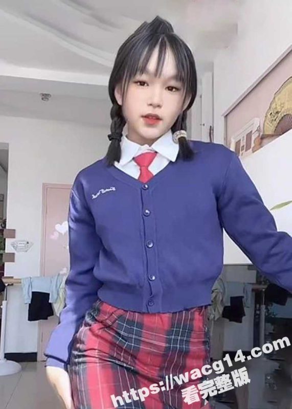 快手网红蒙佳怡裸舞视频爆红！甜美颜值与火辣身材极致诱惑 跳舞脱衣勾魂摄魄让人欲罢不能！-51吃瓜网