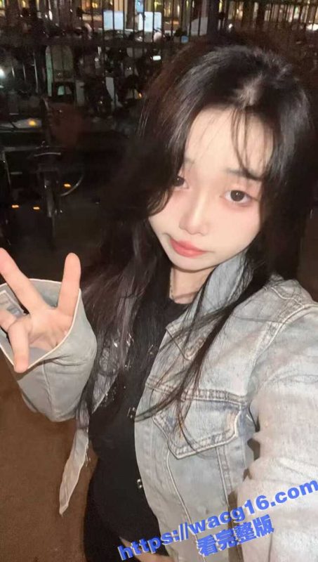 清纯学生妹酒吧不幸被下药失身！带入酒店爆操都浑然不知 清纯小穴惨遭玷污！-51吃瓜网