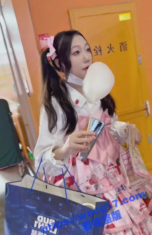 抄底大神10月份最新商场抄底偷拍  各色极品美女春光乍泄   御姐尤物萝莉少妇一网打尽！-51吃瓜网