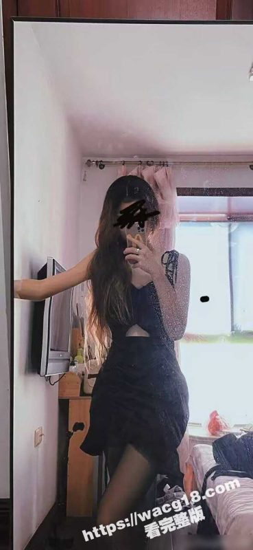 抖音某网红博主与男友分手后 各种自慰做爱视频被曝光！超高颜值搭配马甲线身材 是我心中女神的样子！-51吃瓜网