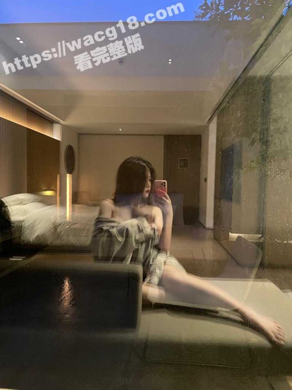 约炮大神狠操援交女大学生 20cm大屌抽插学生妹娇嫩肉穴 疯狂爆操内射到高潮痉挛！-51吃瓜网