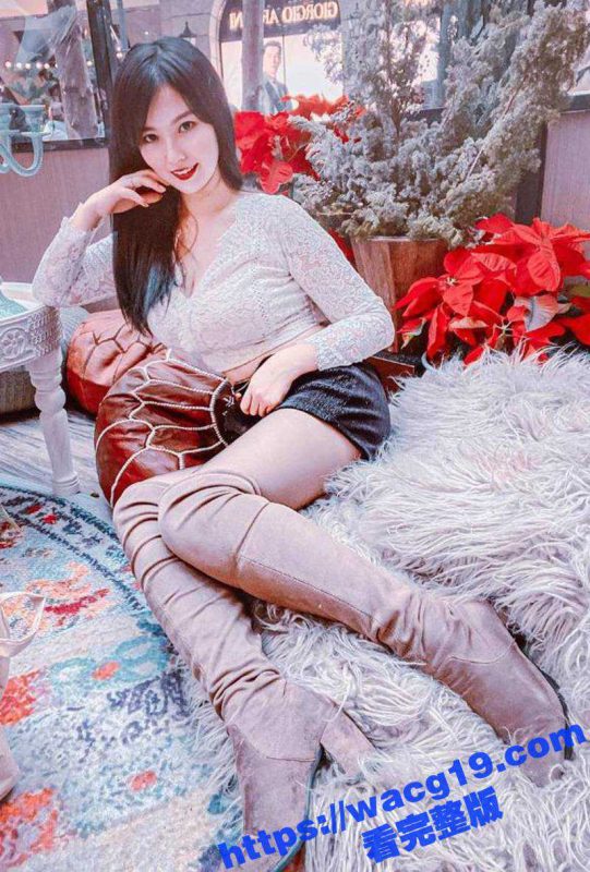 极品台湾网红Daisybaby 化身黑丝高跟女秘书和经理疯狂啪啪 口交骑乘 蜜桃臀无套深插 最后口爆吞精！-51吃瓜网