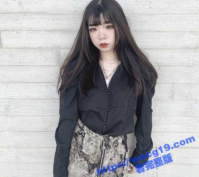 IG女神秋伶分手视频门 露脸自拍揉奶头揉搓肥鲍自慰视频 被前任无情曝光 附带聊天记录！-51吃瓜网