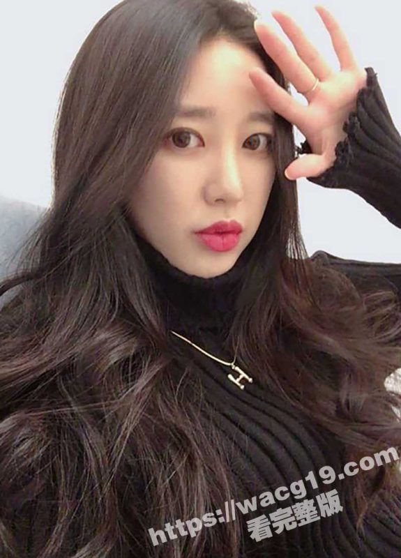 陕西24岁巨乳护士王雅 极品炮架小母狗在男同事面前扭臀卖弄骚姿 下班变黑丝骚货狂野性爱！-51吃瓜网