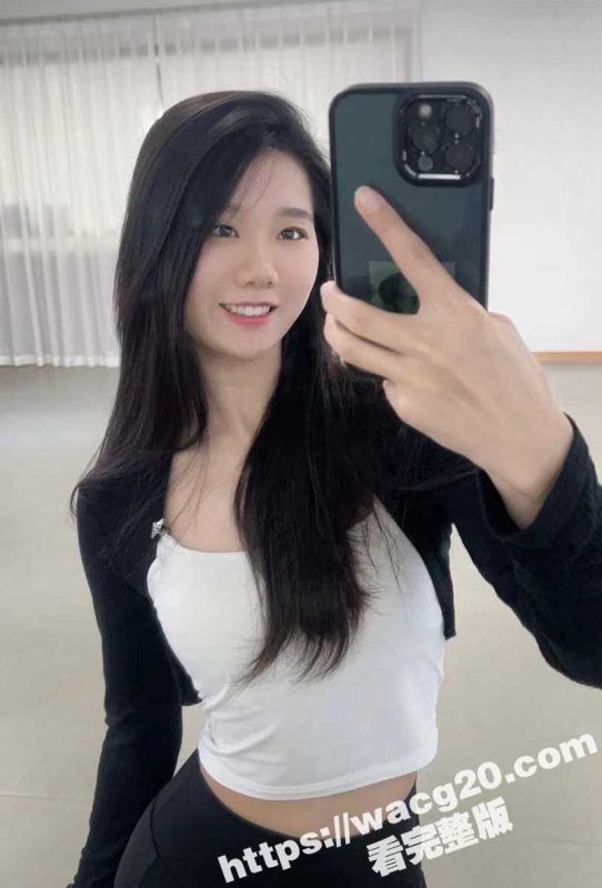 韩国清纯女大学生被财阀富哥调教 甜美形象崩塌 口爆吞精沦为精盆 三种视角做爱视频校园疯传-51吃瓜网