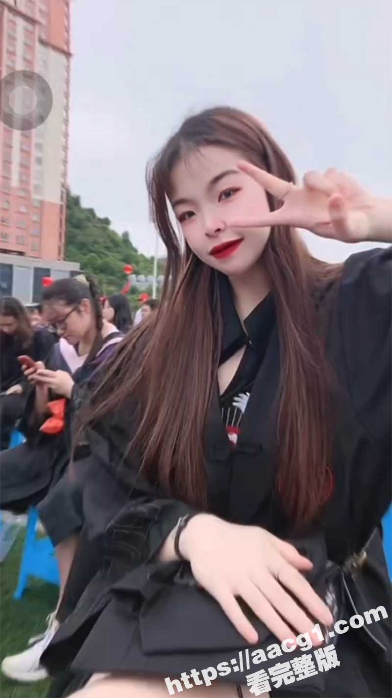 成都04年嫩妹炮友 皮肤白皙乳头粉嫩 表面女神私下骚的一批 发自拍聊骚 反差到极致 - 51吃瓜网-51吃瓜网