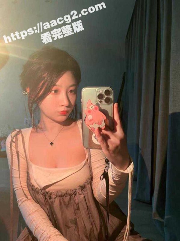 杭州亚运村纯爱战士 女友出轨被拍裸照 炮友发给男友进行羞辱 当场崩溃发疯 真是杀人诛心啊-51吃瓜网