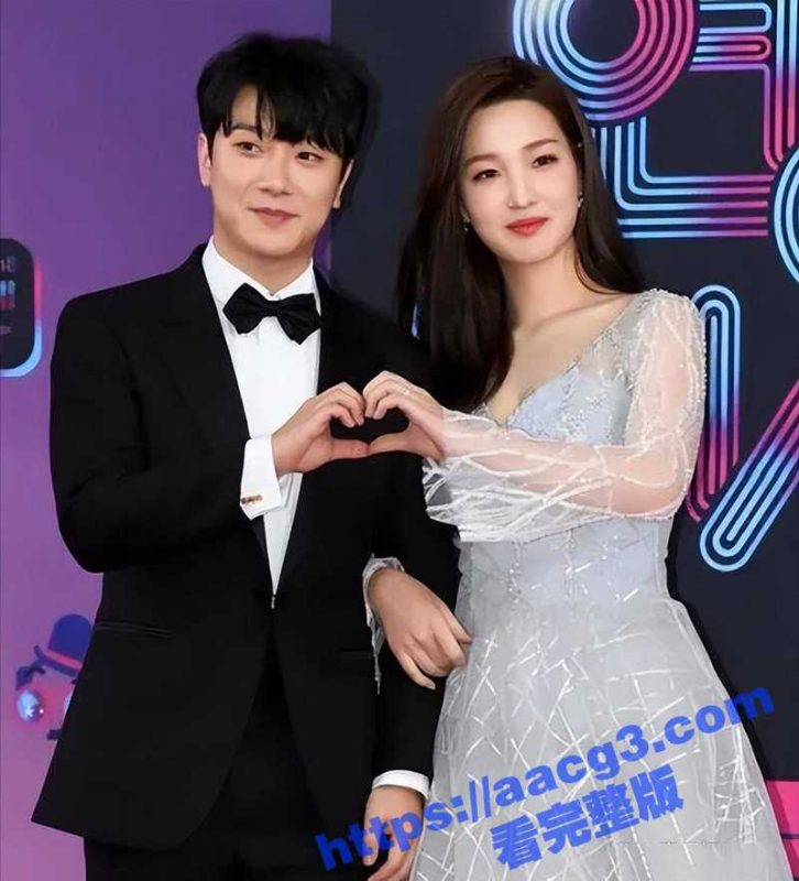 韩国女星 金律喜 曝光前夫 崔敏焕 嫖娼音档酒后钱塞胸部恶习 男星奶爸形象全毁 交谈录音和嫖娼视频流出-51吃瓜网