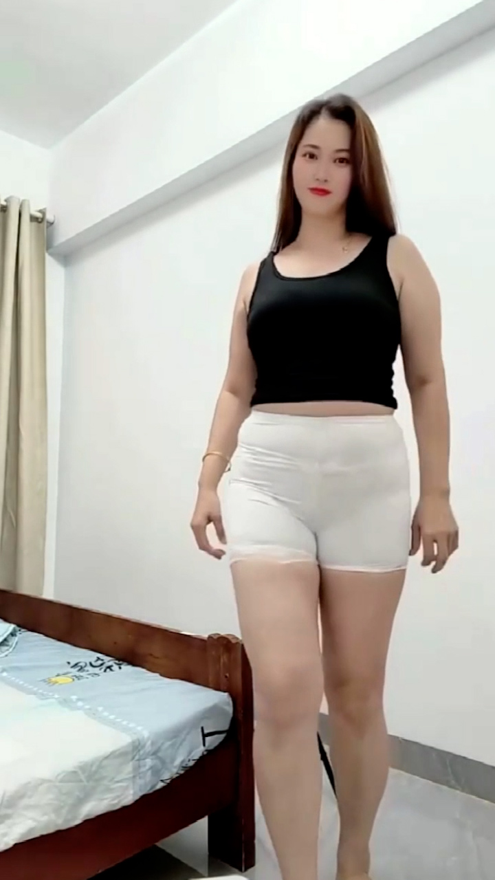 抖音网红少妇 幸福你 多部露点大尺度福利 气质风韵犹存 丰满身材令人如痴如醉 - 51吃瓜网-51吃瓜网