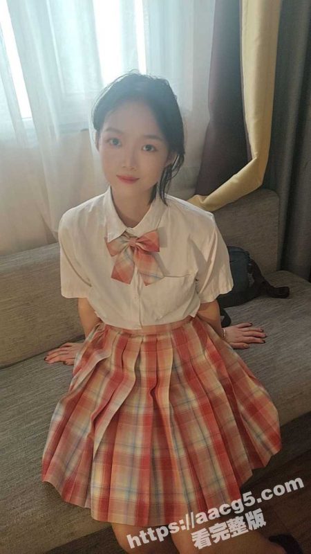 上海海事大学 潘子璇 不雅视频流出 私下金主的淫荡母狗 翘起美臀任由蹂躏 主动掰腿求鸡巴插入-51吃瓜网