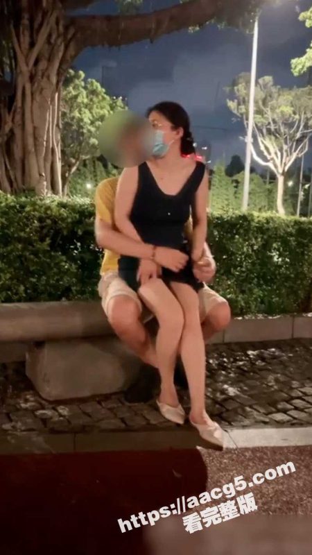 绿帽界天花板宇宙的琴弦  广州小蛮腰下看老婆与同学共享欢愉 夜晚散步公园玩激情露出日记-51吃瓜网