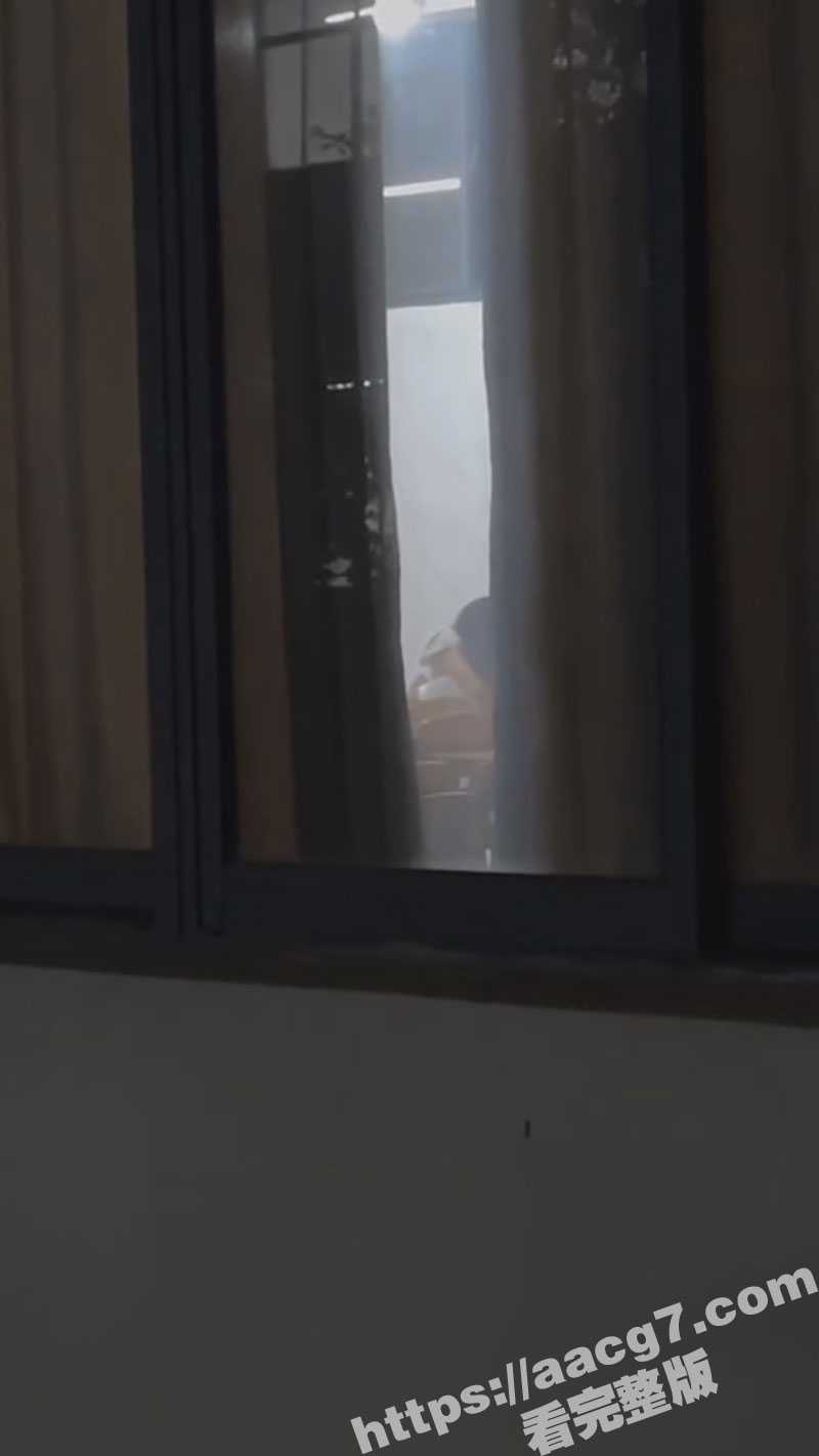 万人求吉林师范大学的瓜 小情侣教室偷情被拍 女骑乘激情摇摆 拍视频的哥们羡慕坏了 - 51吃瓜网-51吃瓜网