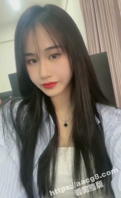 浙江传媒学院极品巨乳学妹 遭假富二代调教 卖力口交被无情口爆 反差感爆棚-51吃瓜网