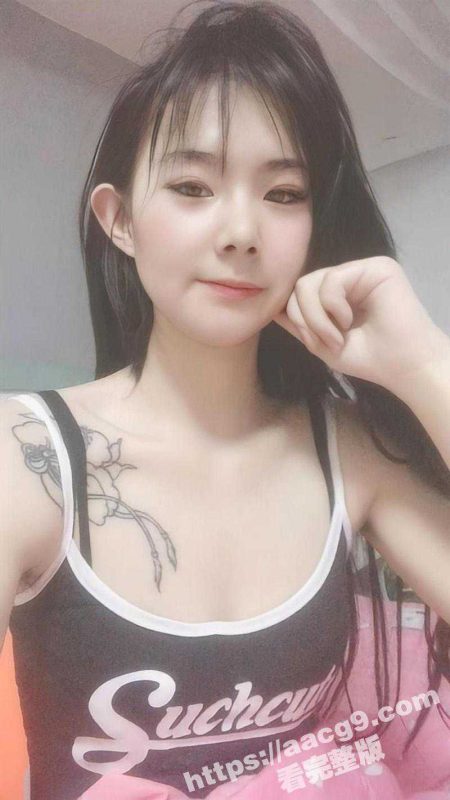 高颜值精神小妹性爱视频曝光 雪白胴体粉嫩乳头 女上位娇喘不断 胯下含棒十分娇羞-51吃瓜网