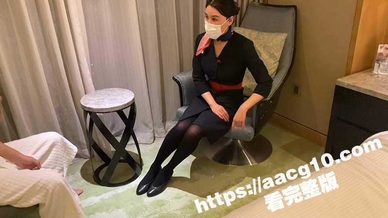 大神 斯文禽兽 飞机上搭讪极品东航空姐 刚落地就带到酒店爆操 给老公打电话时候直接抢过手机录下视频-51吃瓜网