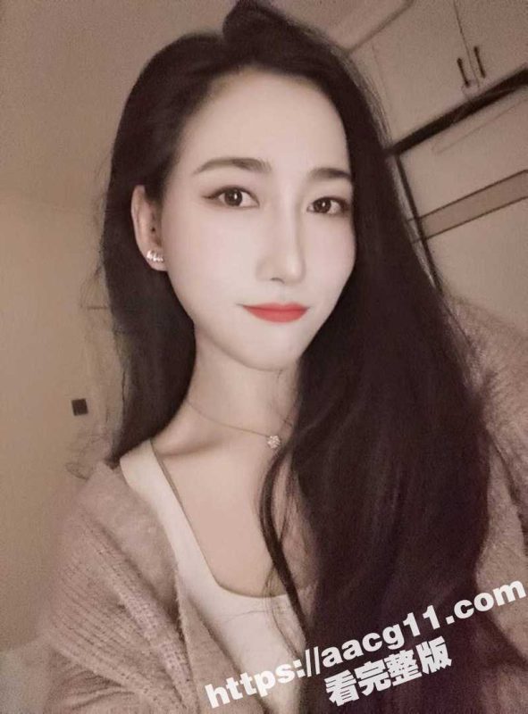 极品身材气质健身妹 私下却是母狗反差婊 穿上性感丝袜秀翘臀美腿 被金主大叔疯狂抽插后入-51吃瓜网